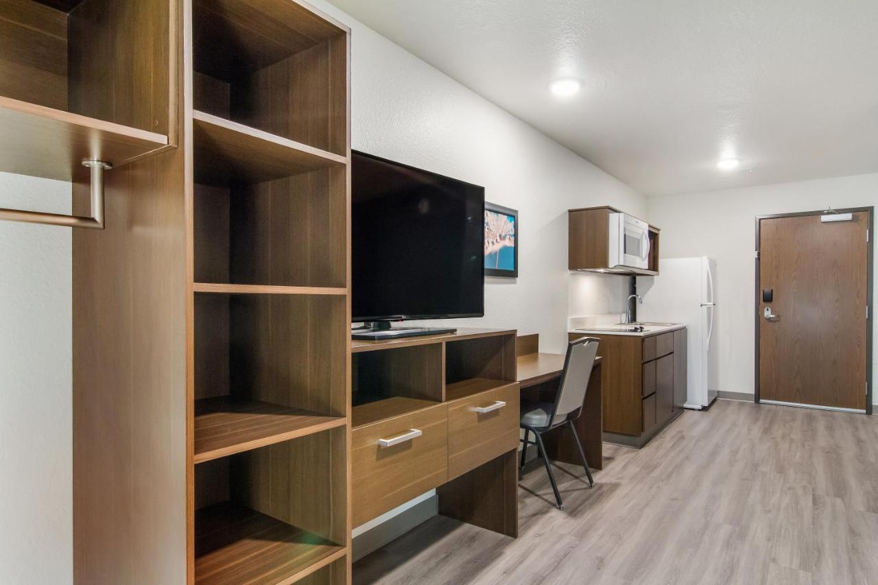 Woodspring Suites Dearborn Detroit Dış mekan fotoğraf