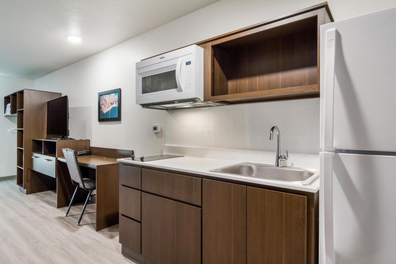 Woodspring Suites Dearborn Detroit Dış mekan fotoğraf