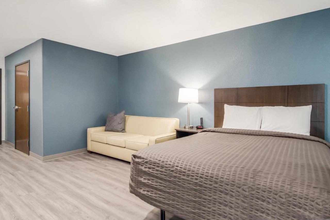Woodspring Suites Dearborn Detroit Dış mekan fotoğraf