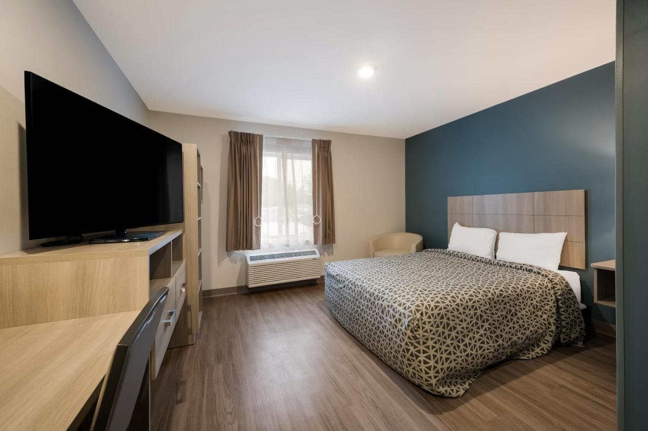 Woodspring Suites Dearborn Detroit Dış mekan fotoğraf
