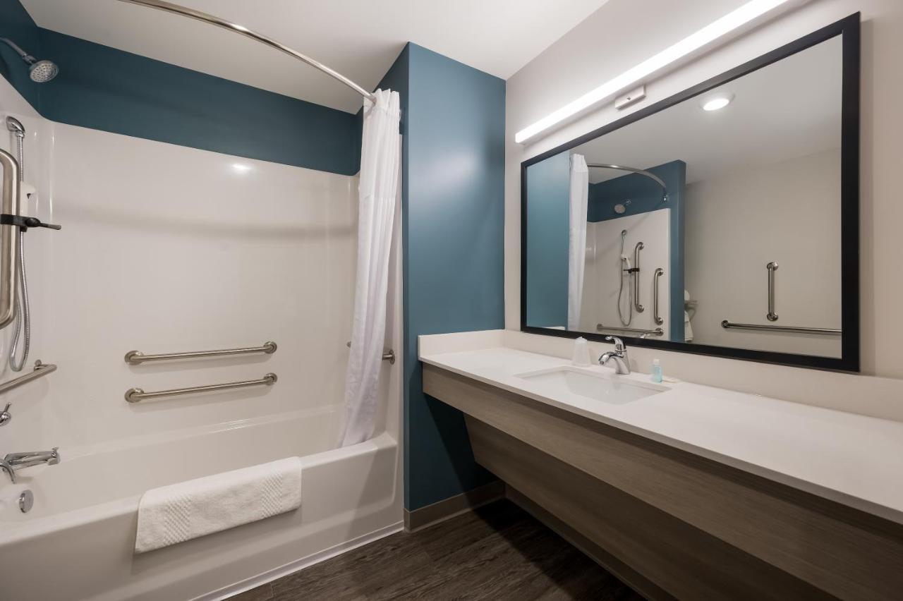 Woodspring Suites Dearborn Detroit Dış mekan fotoğraf
