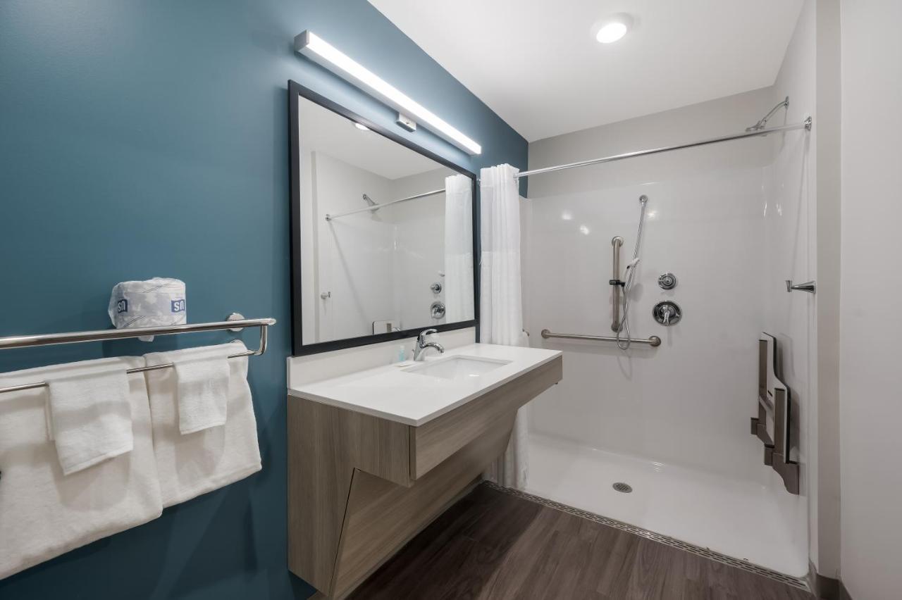Woodspring Suites Dearborn Detroit Dış mekan fotoğraf