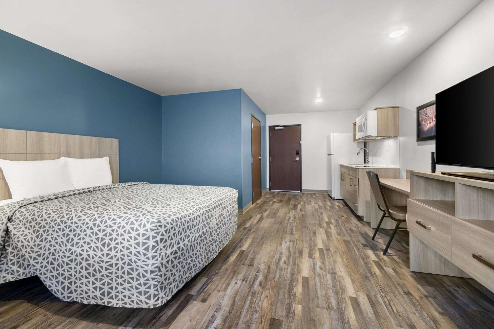 Woodspring Suites Dearborn Detroit Dış mekan fotoğraf