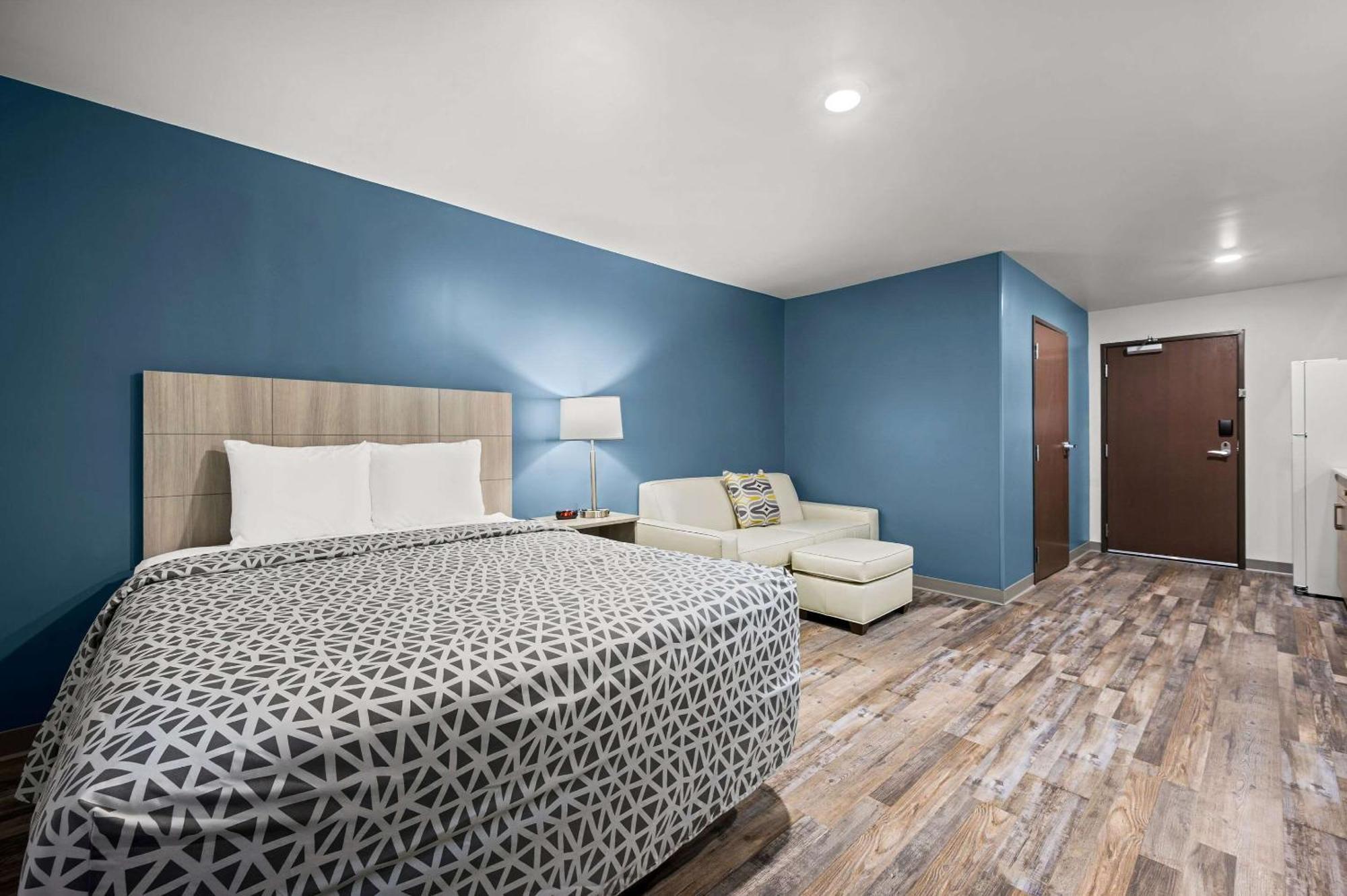 Woodspring Suites Dearborn Detroit Dış mekan fotoğraf