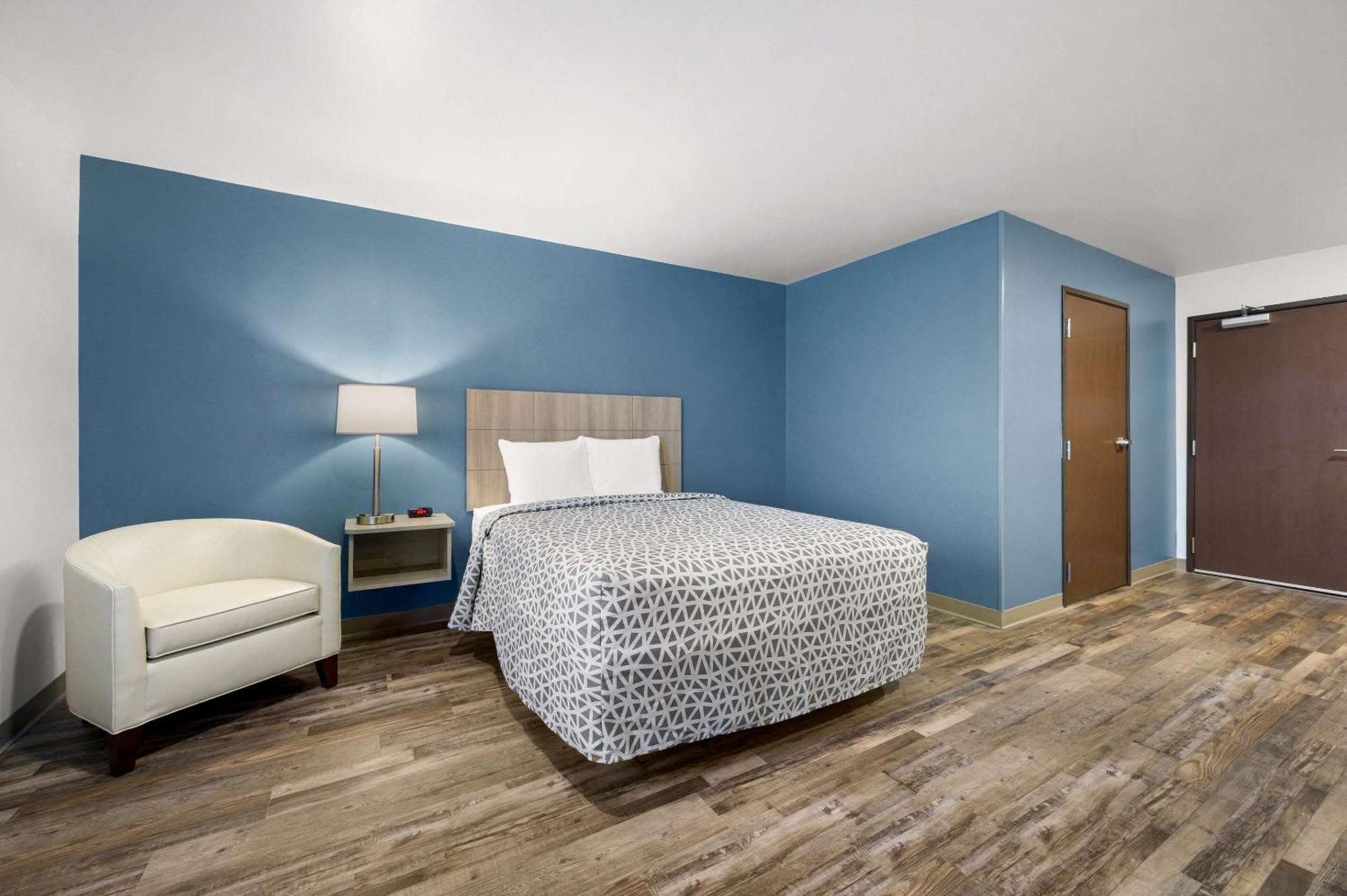 Woodspring Suites Dearborn Detroit Dış mekan fotoğraf