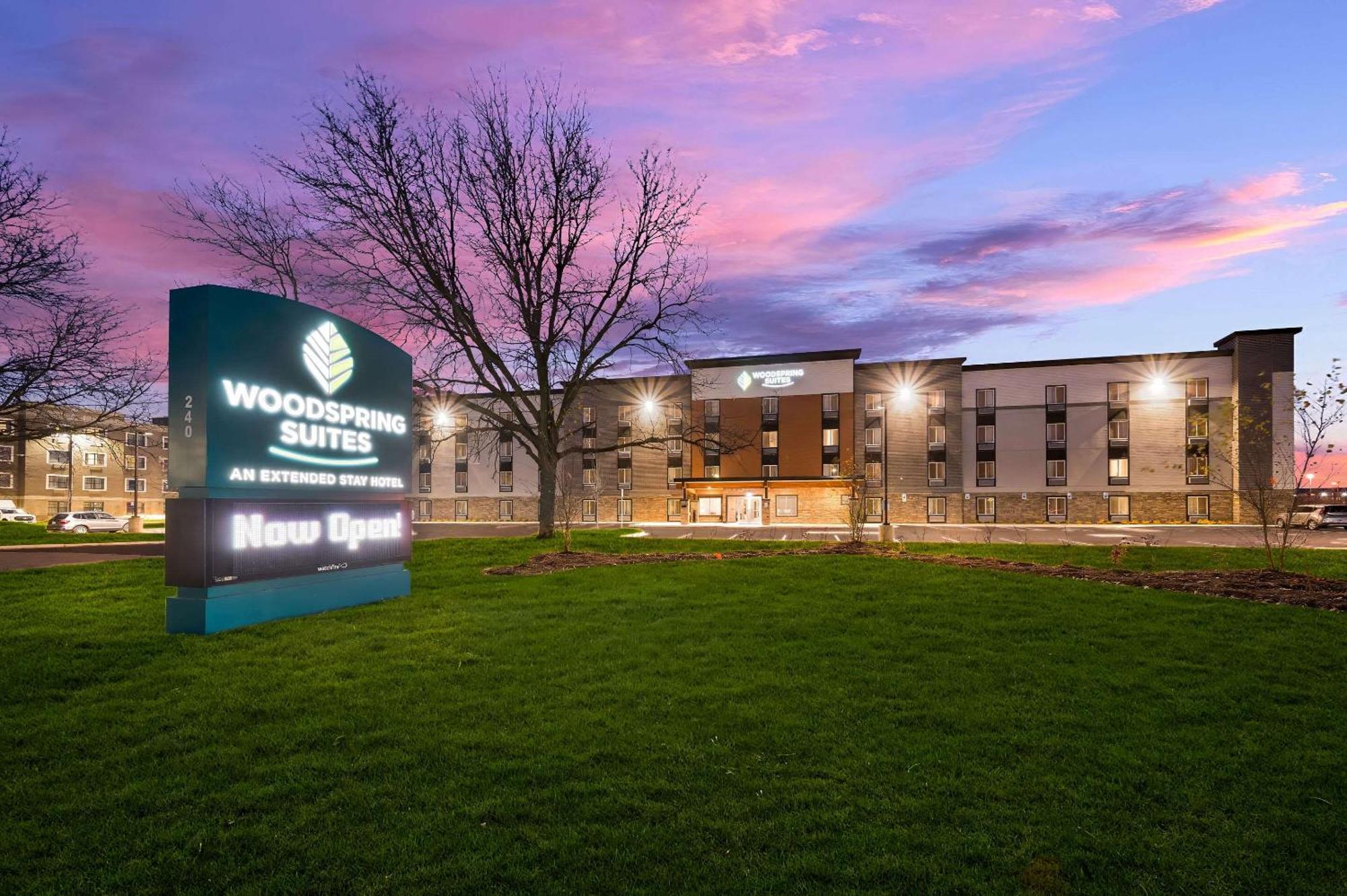Woodspring Suites Dearborn Detroit Dış mekan fotoğraf